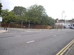 The left turn before the traffic lights for Maxim Road